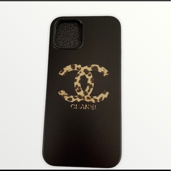 Black Rubber Case Iphone 11 SOLD